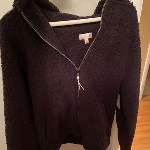 Kohl’s black warm hooded sweater
